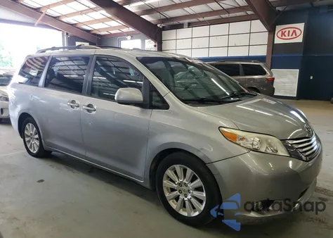 2011 Toyota Sienna Xle z USA, uszkodzony, nr VIN 5TDDK3DC4BS006272